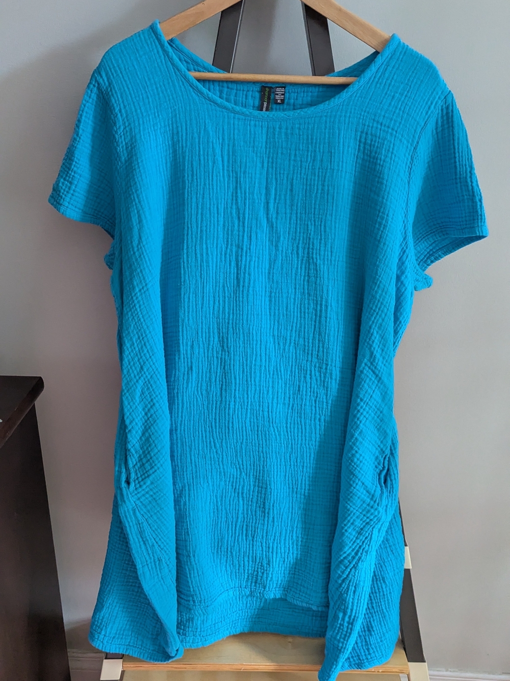 Relaxed Crinkle Tunic in Bright Turquoise